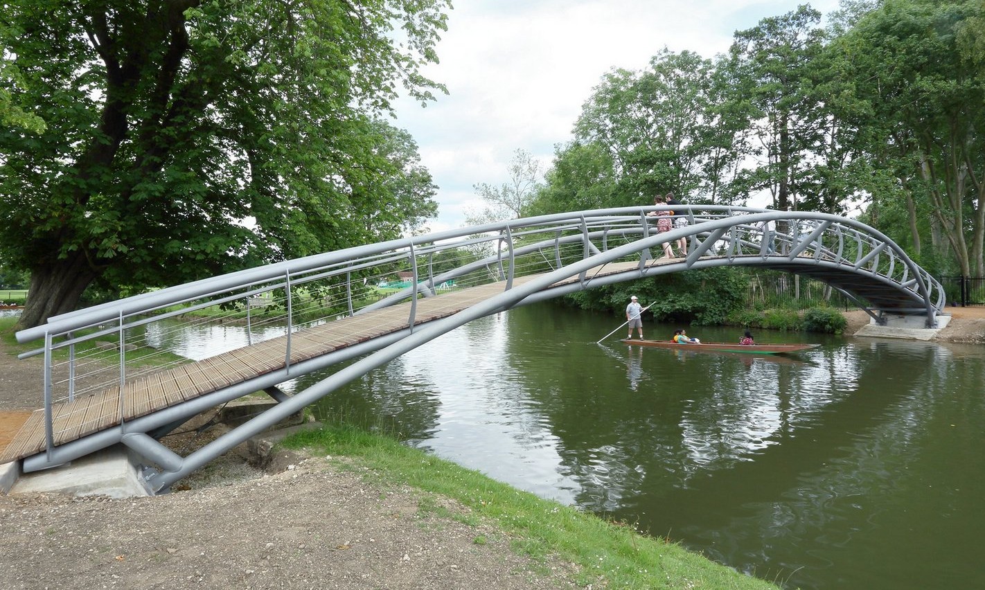 Tubular Truss, Oxford - Ref 3964